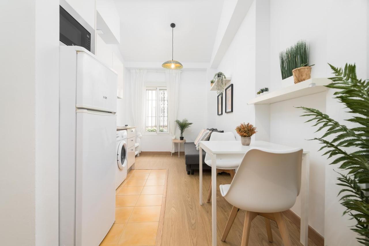 Precioso Apartamento Con Habitacion Separada En Centro Historico De Малага Екстериор снимка