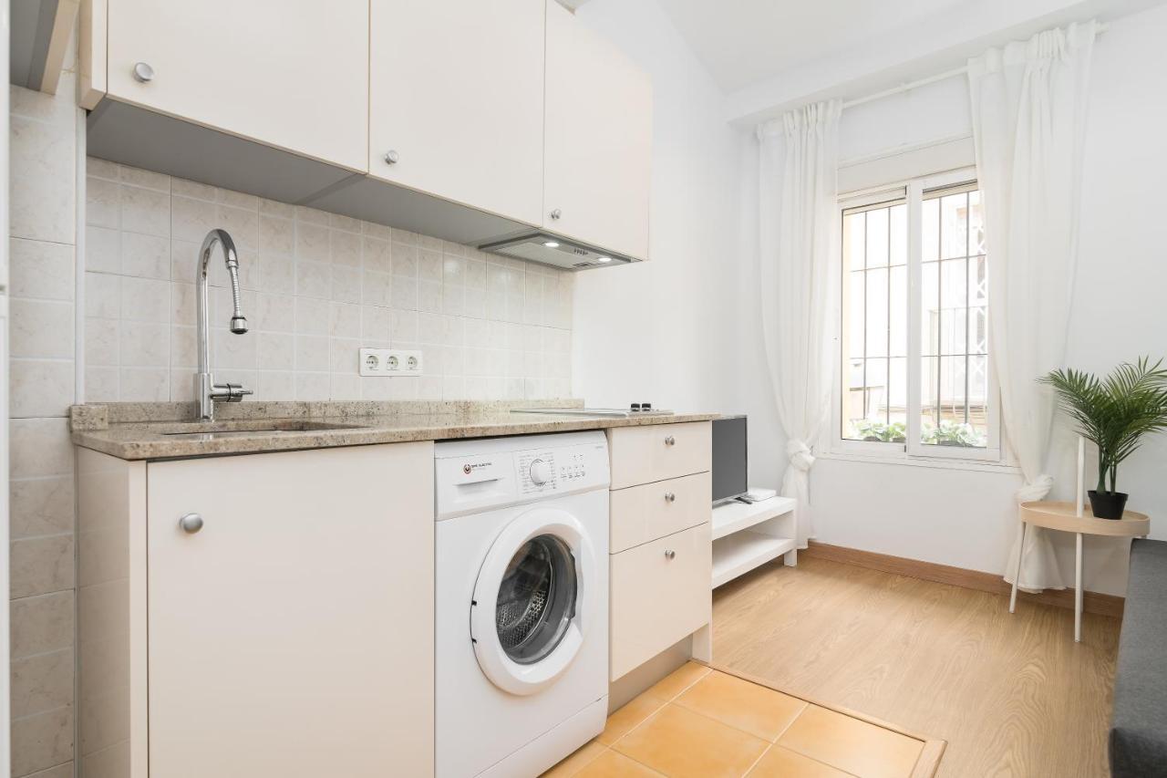 Precioso Apartamento Con Habitacion Separada En Centro Historico De Малага Екстериор снимка
