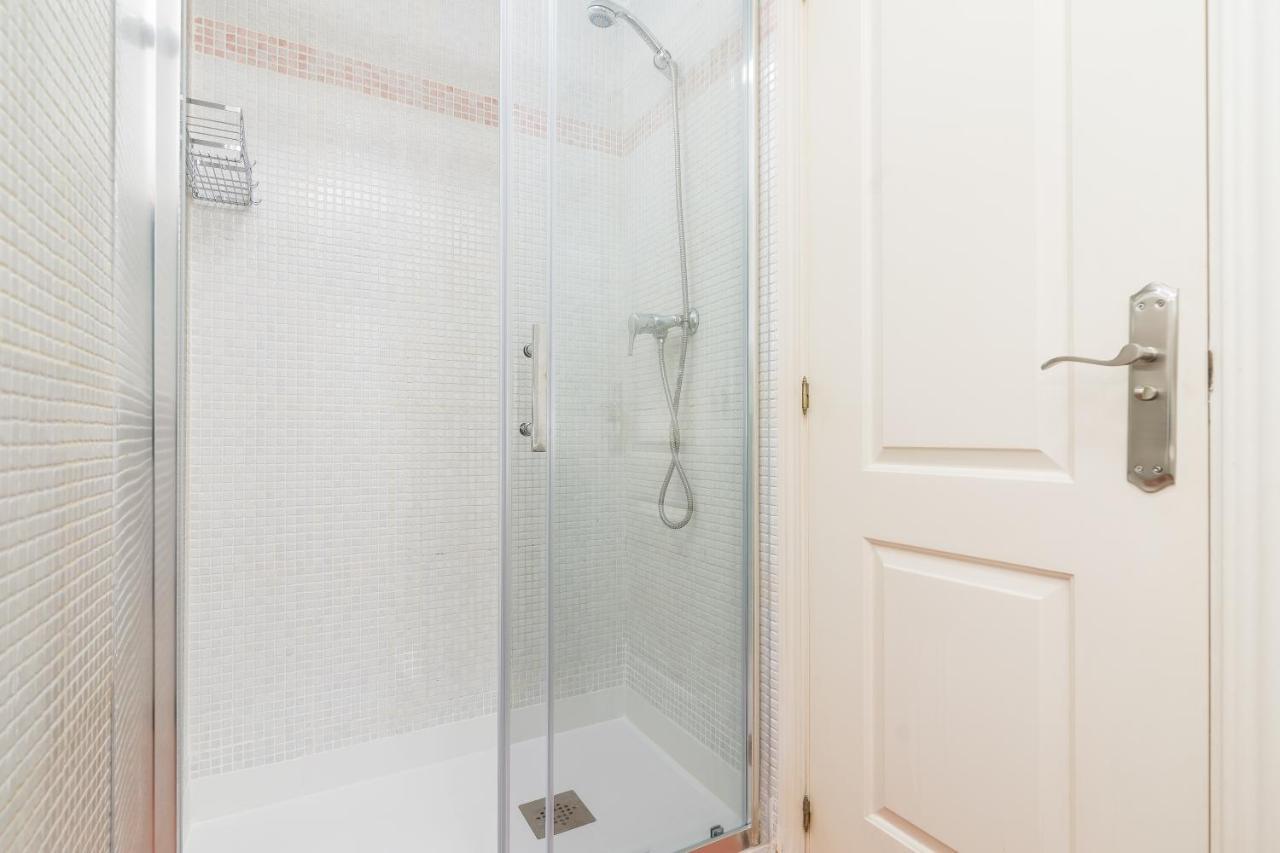 Precioso Apartamento Con Habitacion Separada En Centro Historico De Малага Екстериор снимка