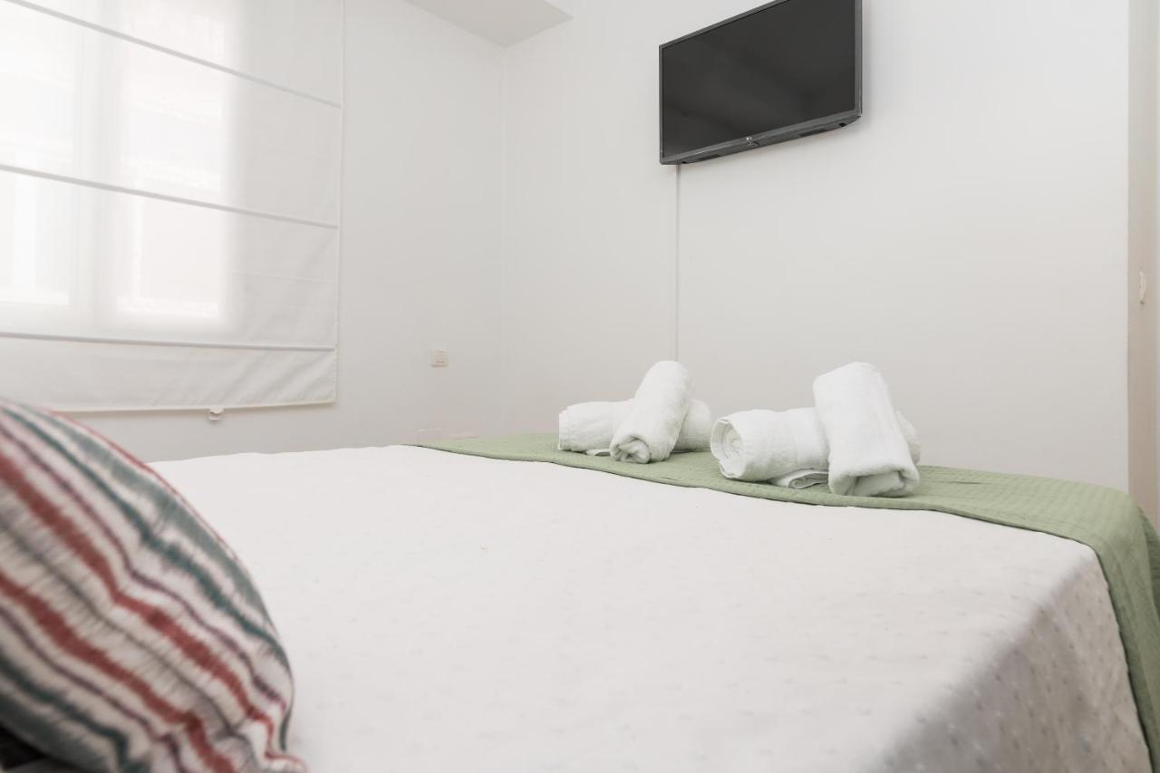 Precioso Apartamento Con Habitacion Separada En Centro Historico De Малага Екстериор снимка